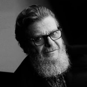 Gustavo Santaolalla01