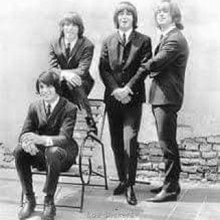 Los Shakers01