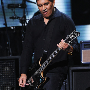 Pat smear063